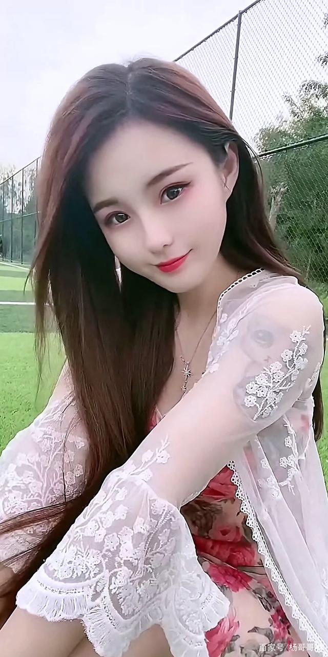 临海榆林私人伴游章紫曦