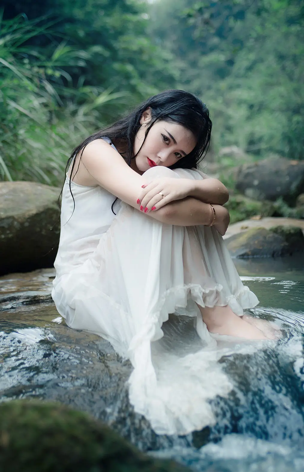 临海郑州高端私人伴游小野梨子