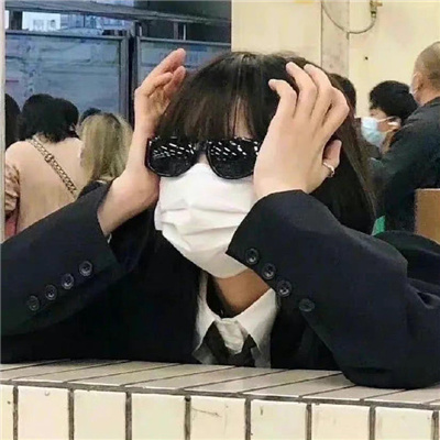 临海伴游女生冯萧玉的资料